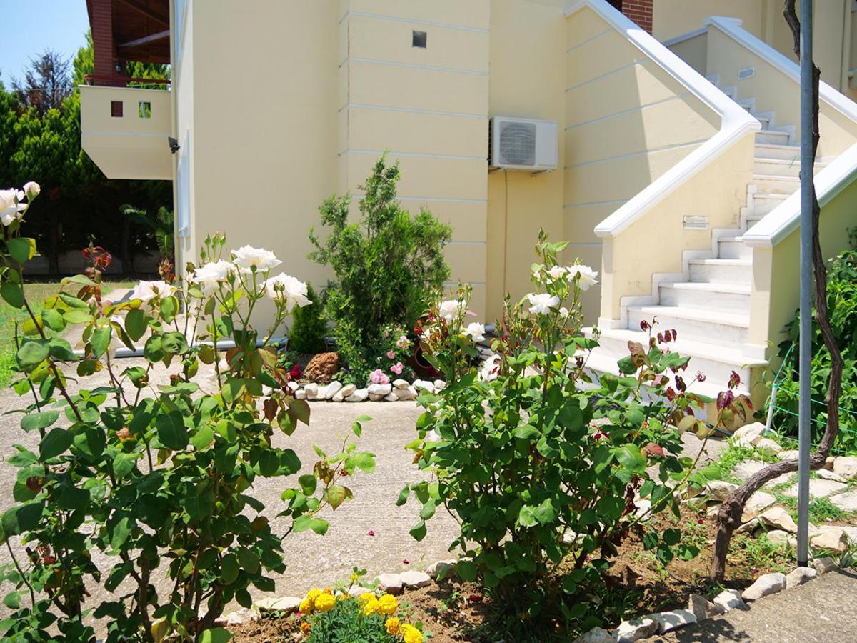 Villa Verde 200 Meters From The Beach Nea Iraklitsa Dış mekan fotoğraf